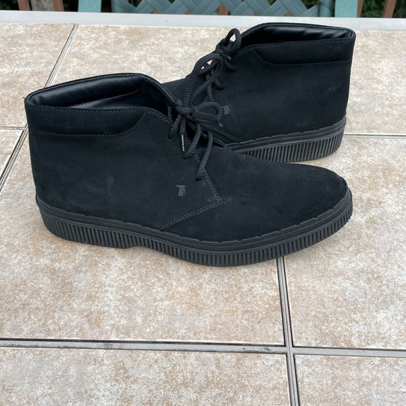 Tod’s black suede boots - Picture 10 of 12